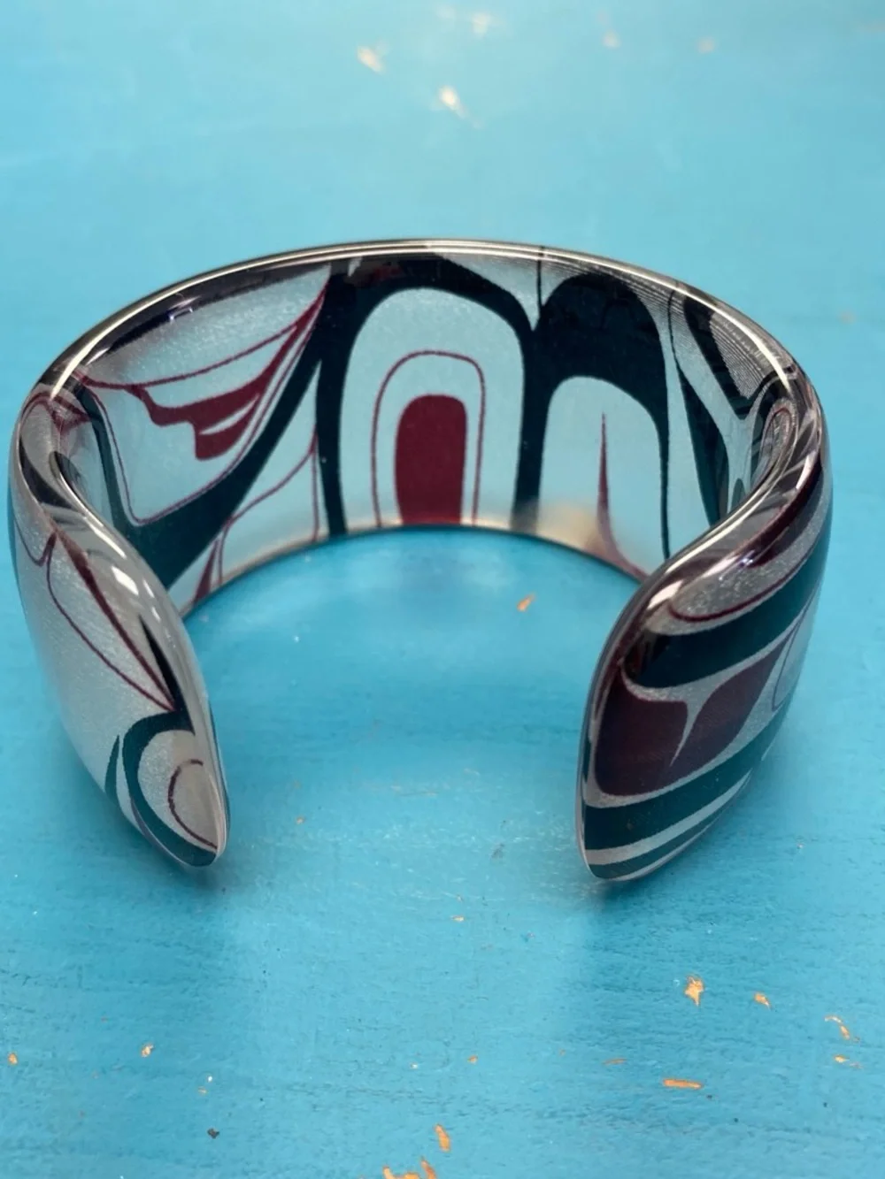 Kelly Robinson Native arts. Acrylic silk Resin Bangle
